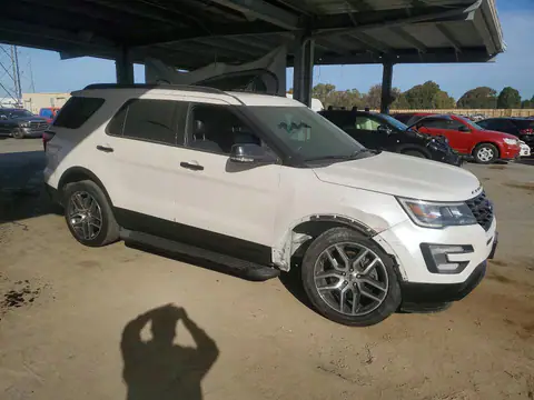 1FM5K8GTXHGD42309 — 2017 Ford Explorer, photo 4 from Copart 22.10.2026, Fire