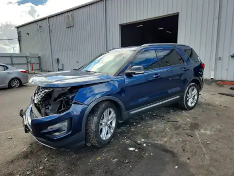 1FM5K7D85HGC29877 — 2017 Ford Explorer, Parte delantera (Front End), fotos antes de reparar