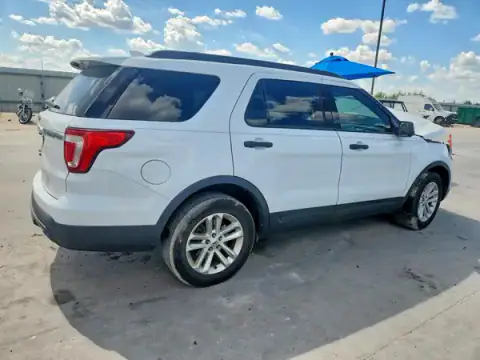 1FM5K7B83HGD40124 — 2017 Ford Explorer, zdjęcie 3 z Copart, Przód