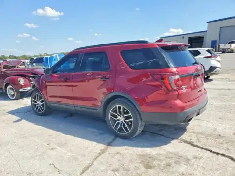 1FM5K8GT6HGA12084 — 2017 Ford Explorer, photo 2 from Copart, Front end