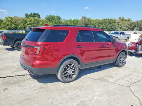 1FM5K8GT6HGA12084 — 2017 Ford Explorer, photo 3 from Copart, Front end