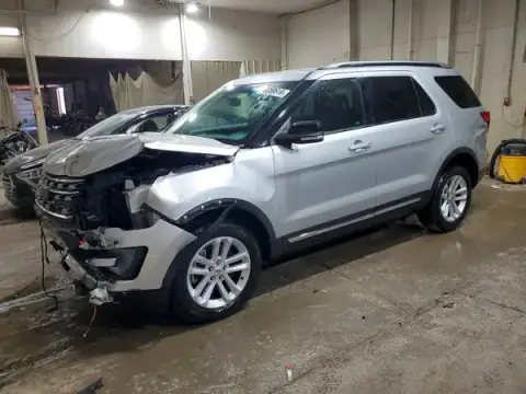 1FM5K7DH0HGA07196 — 2017 Ford Explorer, Przód (Front End), zdjęć przed naprawą