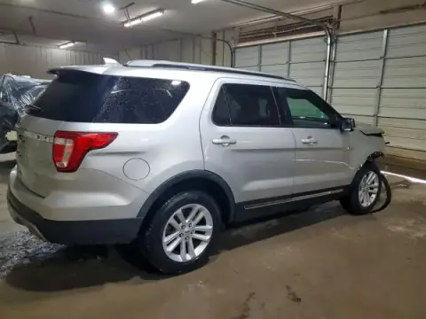 1FM5K7DH0HGA07196 — 2017 Ford Explorer, zdjęcie 3 z Copart 20.10.2026, Przód