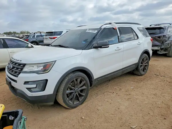 1FM5K7D83HGD39763 Ford Explorer 2017 — uszkodzenie Drobne wgniecenia i rysy, zdjęcie przed naprawą