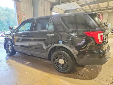 1FM5K8AR9HGC63128 — 2017 Ford Explorer, zdjęcie 2 z Copart 30.09.2026, Przód