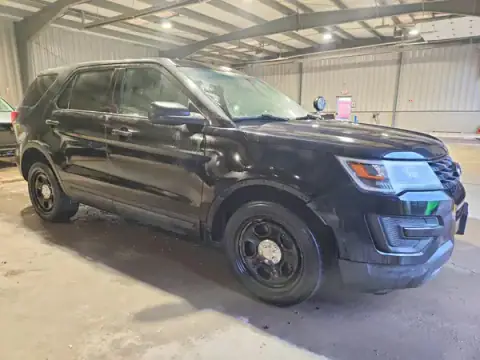 1FM5K8AR9HGC63128 — 2017 Ford Explorer, zdjęcie 4 z Copart 30.09.2026, Przód