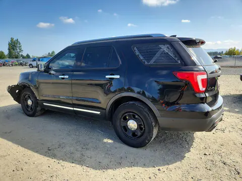 2017 Ford Explorer VIN 1FM5K8HT2HGD04765 фото 2