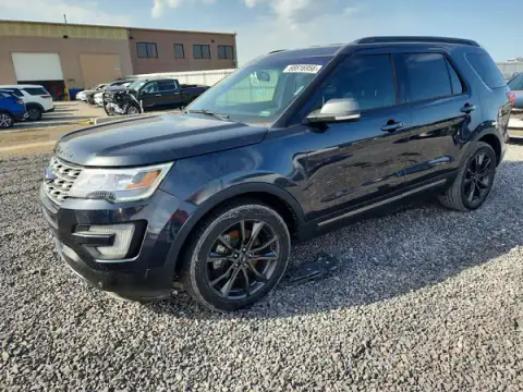 1FM5K7D82HGD40354 — 2017 Ford Explorer, Мелкие вмятины i царапины (Minor Dent/Scratches), zdjęć przed naprawą