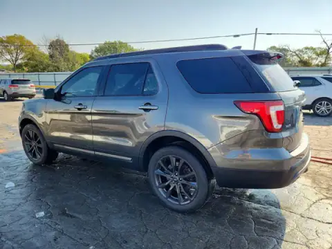 1FM5K8DH9HGD12945 — 2017 Ford Explorer, zdjęcie 2 z Copart, Bok