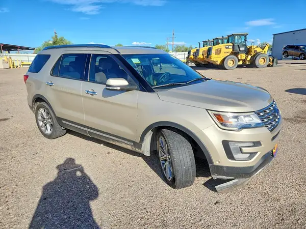 1FM5K7F89HGD99964 — 2017 Ford Explorer, photo 4 from Copart, Front end