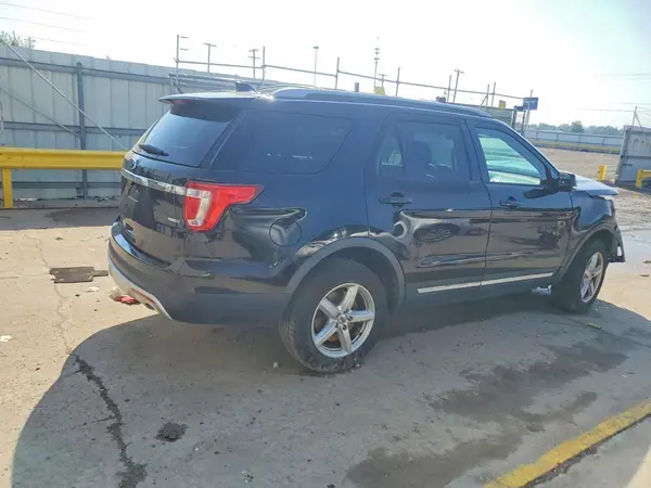 1FM5K8DH9HGA09227 — 2017 Ford Explorer, photo 3 from Copart, Front end