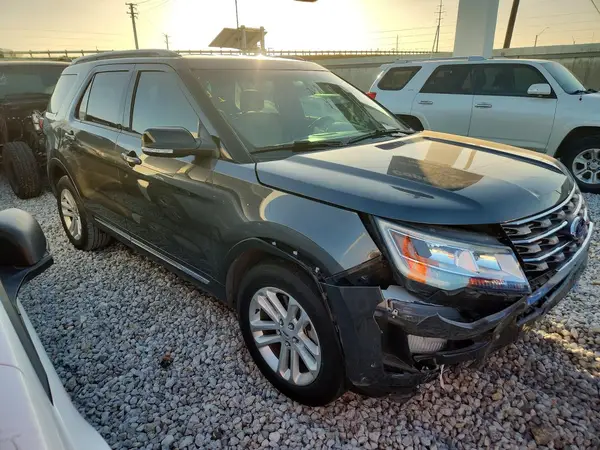 2017 FORD EXPLORER VIN 1FM5K7D85HGA75056 фото 4