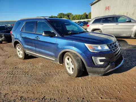 1FM5K8DH6HGC65437 — 2017 Ford Explorer, zdjęcie 4 z Copart, Przód
