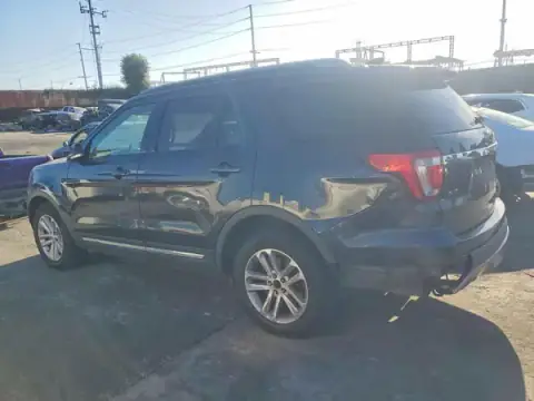 1FM5K7DH0HGE39027 — 2017 Ford Explorer, zdjęcie 2 z Copart, Tył