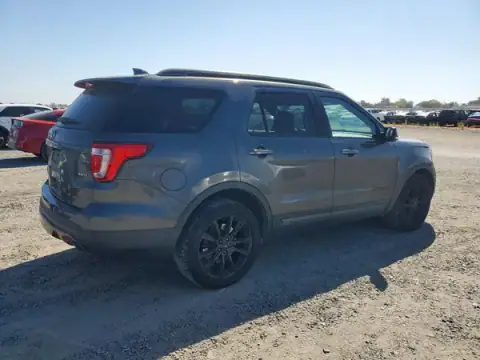 1FM5K8D81HGD04743 — 2017 Ford Explorer, photo 3 from Copart, Side