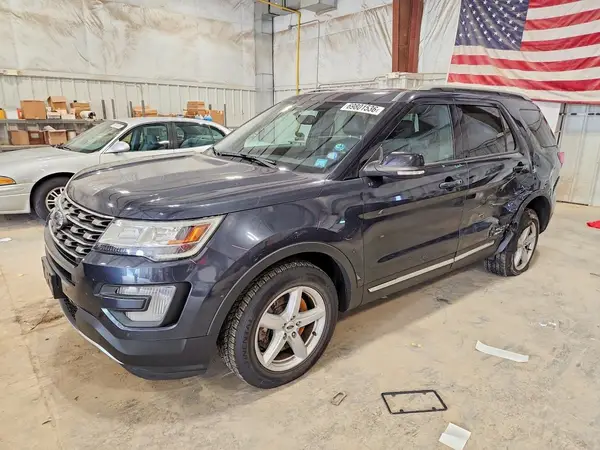 1FM5K8D89HGD81246 Ford Explorer 2017 — Side damage, before-repair photo