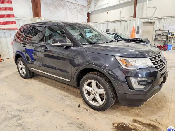 1FM5K8D89HGD81246 — 2017 Ford Explorer, photo 4 from Copart 30.09.2026, Side