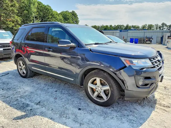 1FM5K8D80HGD75416 — 2017 Ford Explorer, zdjęcie 4 z Copart, Przód