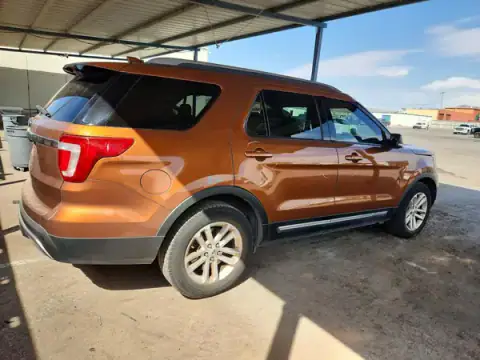 1FM5K7D85HGB31545 — 2017 Ford Explorer, photo 3 from Copart, Front end