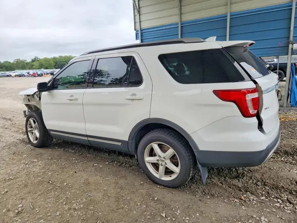 1FM5K8D84HGA25514 — 2017 Ford Explorer, photo 2 from Copart, Front end