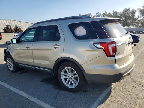 2017 Ford Explorer VIN 1FM5K7DH4HGD90804 фото 2