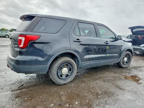 1FM5K8AR1HGC35159 — 2017 Ford Explorer, zdjęcie 3 z Copart 13.10.2026, Przód