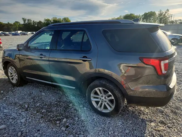 1FM5K7D87HGD82339 — 2017 Ford Explorer, photo 2 from Copart, Front end