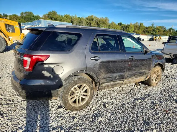 1FM5K7D87HGD82339 — 2017 Ford Explorer, photo 3 from Copart, Front end