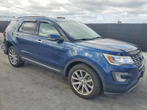1FM5K8F88HGE07719 — 2017 Ford Explorer, photo 4 from Copart 06.10.2026, Rear end