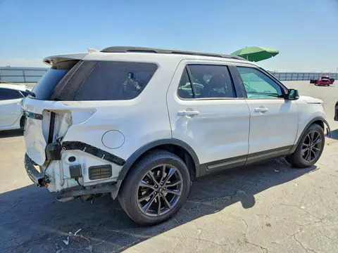 2017 Ford Explorer VIN 1FM5K7D81HGC21579 фото 3
