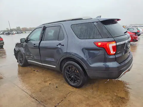 1FM5K7D8XHGB70101 — 2017 Ford Explorer, photo 2 from Copart, Side