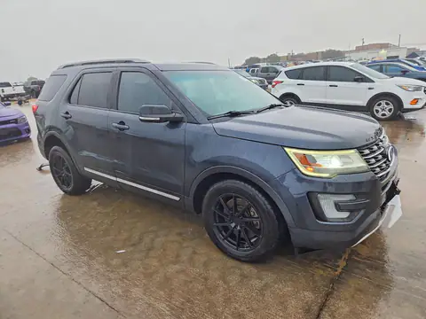 1FM5K7D8XHGB70101 — 2017 Ford Explorer, photo 4 from Copart, Side