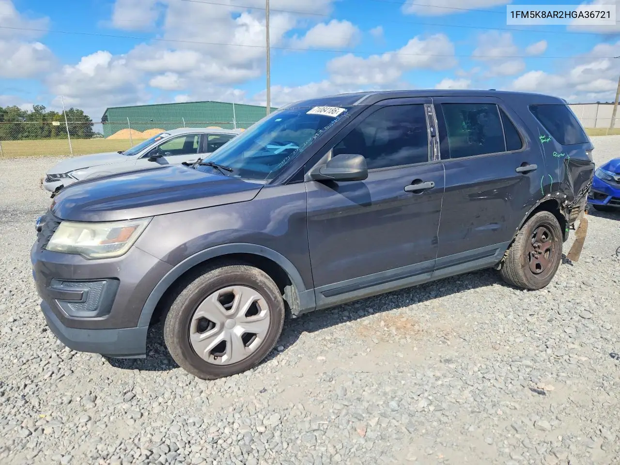 1FM5K8AR2HGA36721 Ford Explorer 2017 — daño Parte trasera, foto antes de reparar