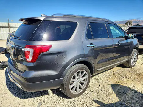 1FM5K8F82HGE11989 — 2017 Ford Explorer, photo 3 from Copart 13.10.2026, Front end
