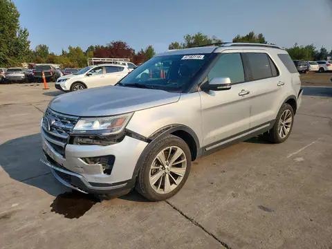 1FM5K8F86JGA27428 — 2018 Ford Explorer, Задня частина (Rear End), фото до ремонту