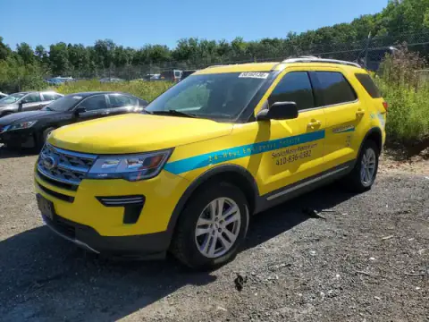 1FM5K8D88JGA51135 Ford Explorer 2018 — uszkodzenie Tył, zdjęcie przed naprawą