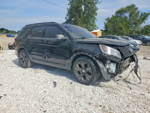 1FM5K8GT6JGA34477 — 2018 Ford Explorer, photo 4 from Copart, Front end