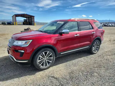 1FM5K8HT5JGA97522 Ford Explorer 2018 — повреждение БОКОВАЯ ЧАСТЬ, фото до ремонта
