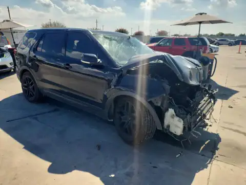 1FM5K8GTXJGA76327 — 2018 Ford Explorer, photo 4 from Copart, Front end