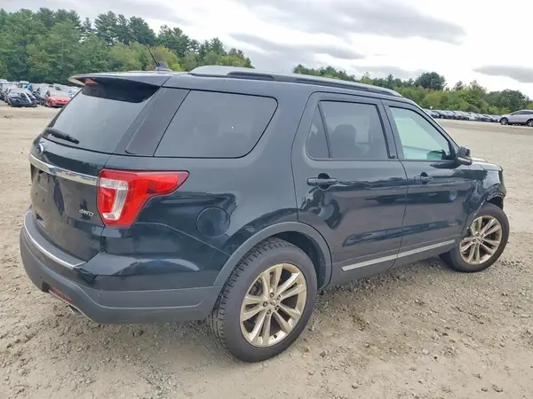 1FM5K8D81JGA61280 — 2018 Ford Explorer, zdjęcie 3 z Copart, Przód