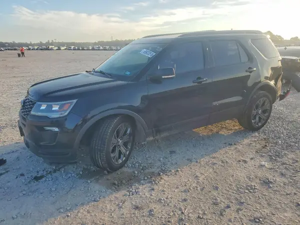 1FM5K8GT6JGC57876 Ford Explorer 2018 — uszkodzenie Tył, zdjęcie przed naprawą