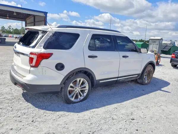 1FM5K7D85JGC90782 — 2018 Ford Explorer, фото 3 с аукциона Copart, Опрокидывание