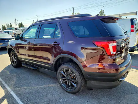 1FM5K7D84JGC44702 — 2018 Ford Explorer, zdjęcie 2 z Copart 29.10.2026, Bok