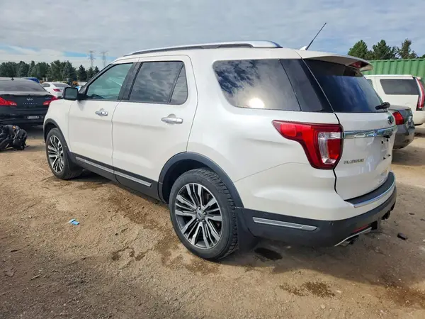 1FM5K8HTXJGA79064 — 2018 Ford Explorer, фото 2 с аукциона Copart, Задняя часть