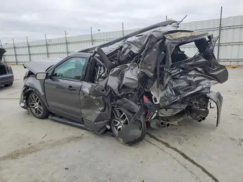1FM5K8GTXKGA42504 — 2019 Ford Explorer, photo 2 from Copart 29.09.2026, All-over damage
