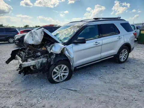 1FM5K8D82KGA27107 — 2019 Ford Explorer, Передня частина (Front End), фото до ремонту
