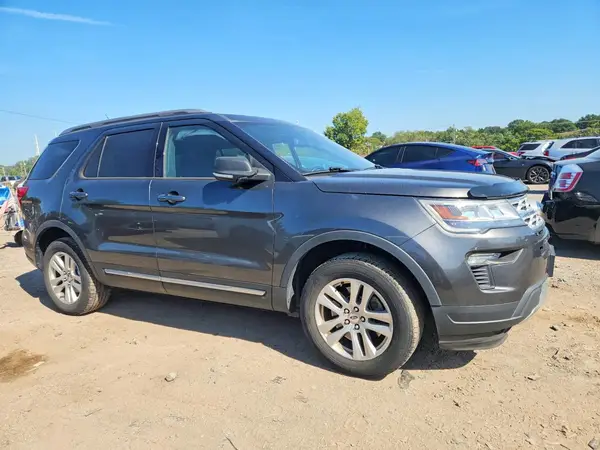 1FM5K8D89KGA84811 — 2019 Ford Explorer, photo 4 from Copart 06.10.2026, Side