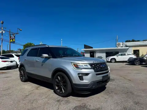 1FM5K8D83KGA03110 — 2019 Ford Explorer, Desgaste normal (Normal Wear), fotos antes de reparar