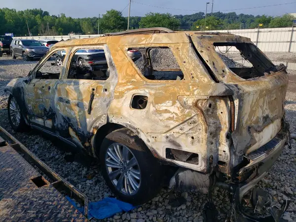 1FM5K7FW8LGC12110 — 2020 Ford Explorer, photo 2 from Copart 08.10.2026, Fire