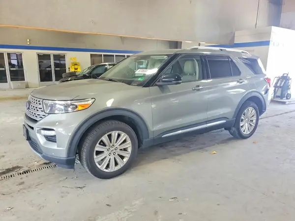 1FMSK8FH8LGA59304 Ford Explorer 2020 — uszkodzenie Tył, zdjęcie przed naprawą